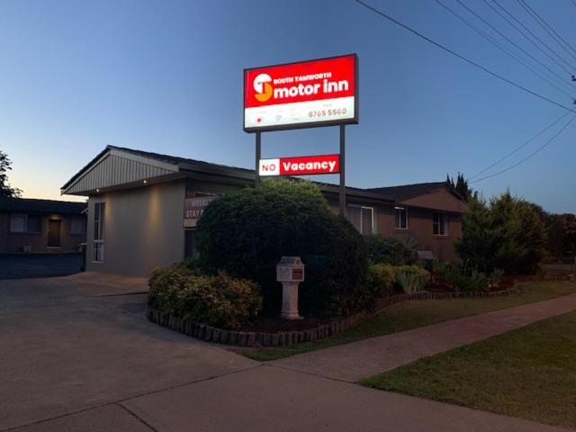 South Tamworth Motor Inn エクステリア 写真
