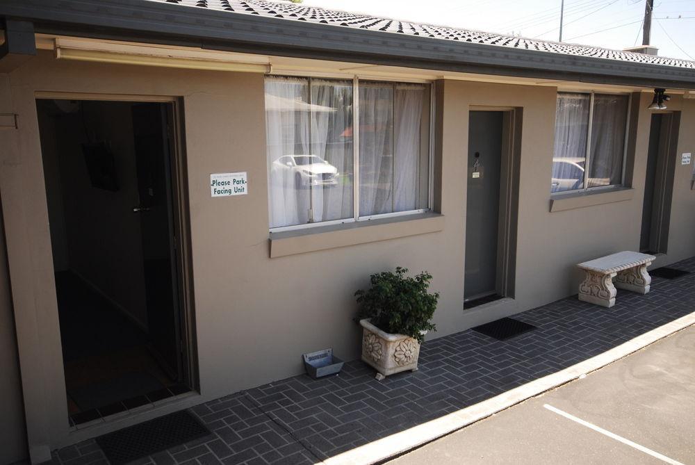 South Tamworth Motor Inn エクステリア 写真