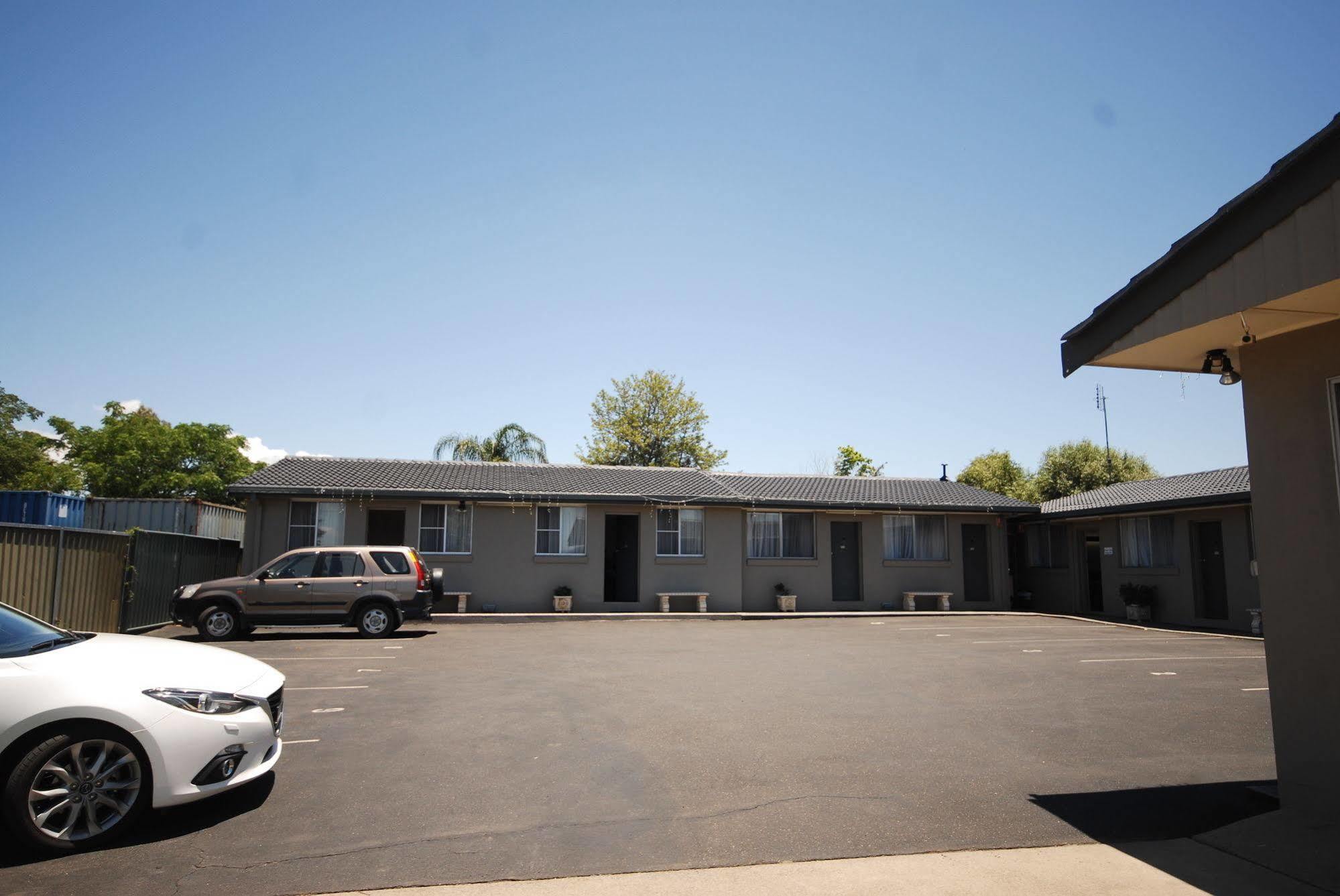 South Tamworth Motor Inn エクステリア 写真