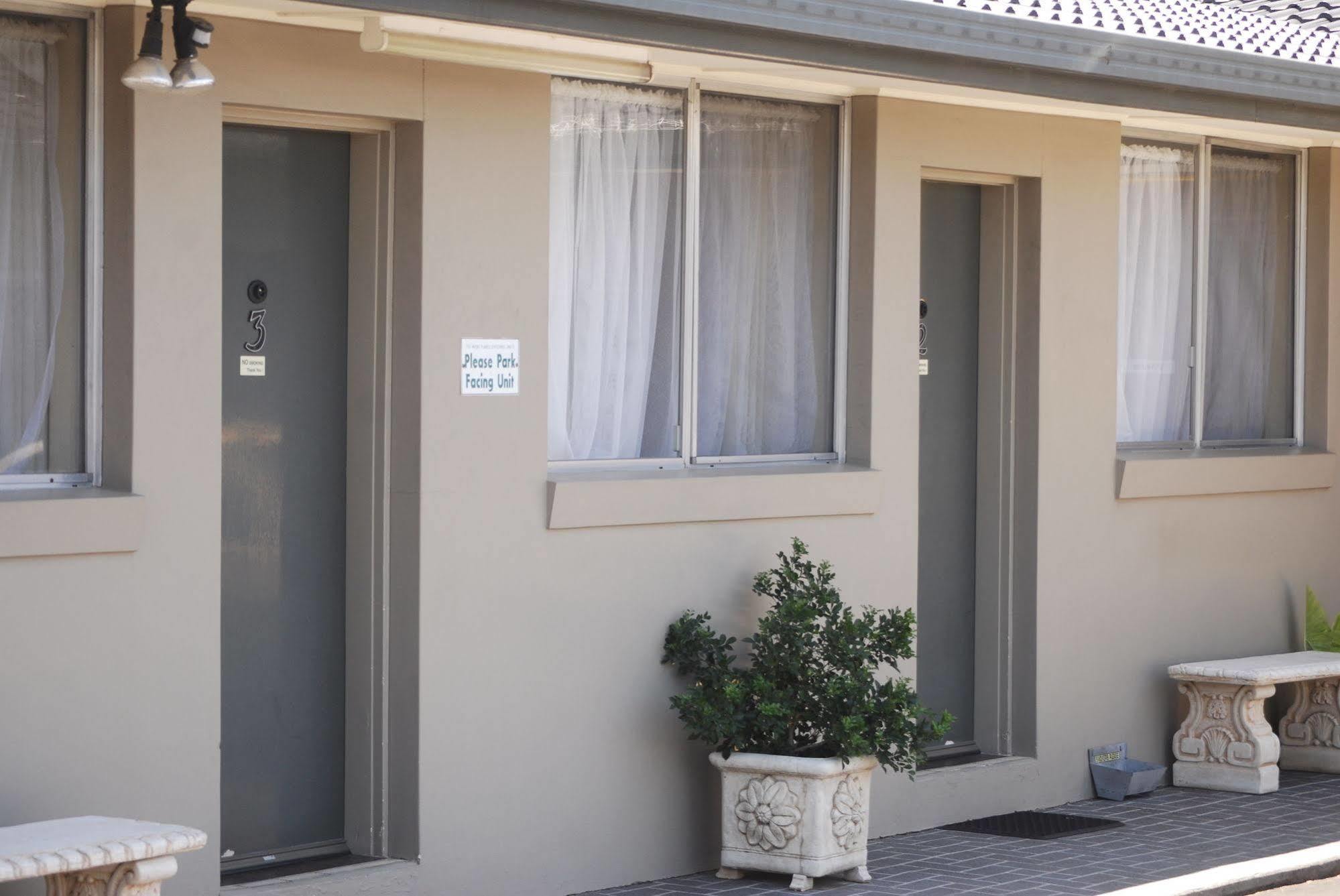 South Tamworth Motor Inn エクステリア 写真